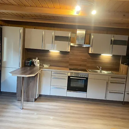 Sehr Geraeumige, Gemuetliche Familienunterkunft - Stofbauer Apartmán *