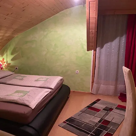 Apartmán Sehr Geraeumige, Gemuetliche Familienunterkunft - Stofbauer Rangersdorf