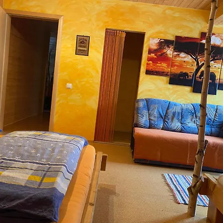 Sehr Geräumige, Gemütliche Familienunterkunft - Stofbauer