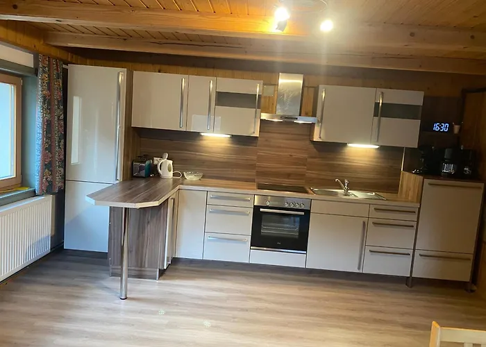 Sehr Geräumige, Gemütliche Familienunterkunft - Stofbauer Apartment *