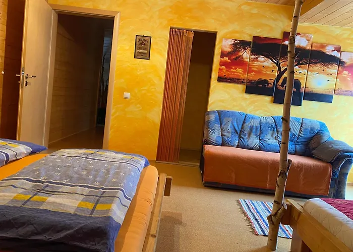 Sehr Geraeumige, Gemuetliche Familienunterkunft - Stofbauer